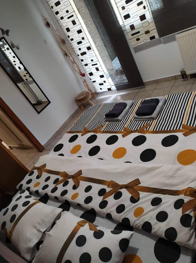 Nice And Cosy House 2 Larissa Exterior foto